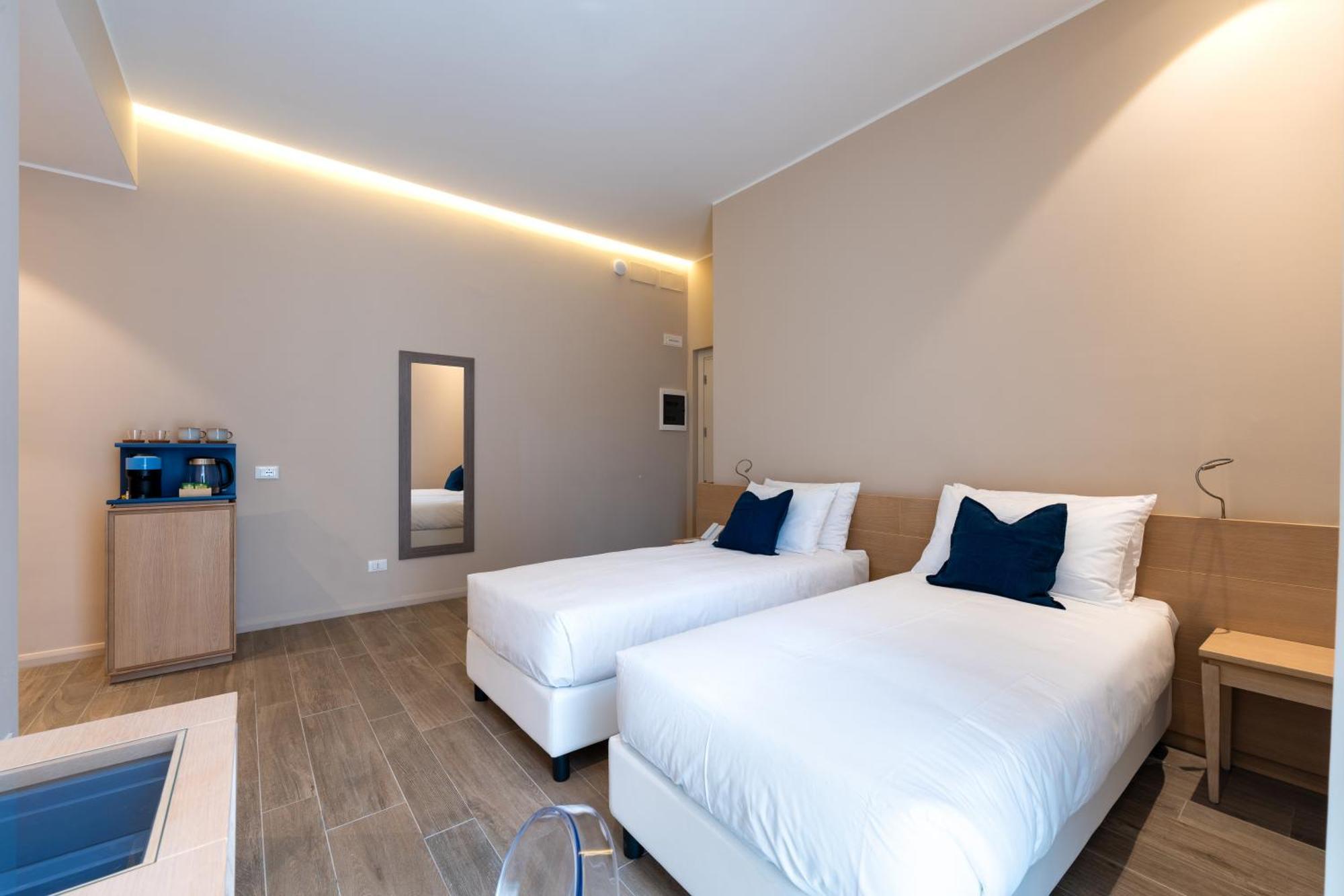 Corte Novella Hotel & Residence Brescia Bagian luar foto